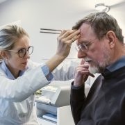 Stimmgabeluntersuchung auf Hörstörungen