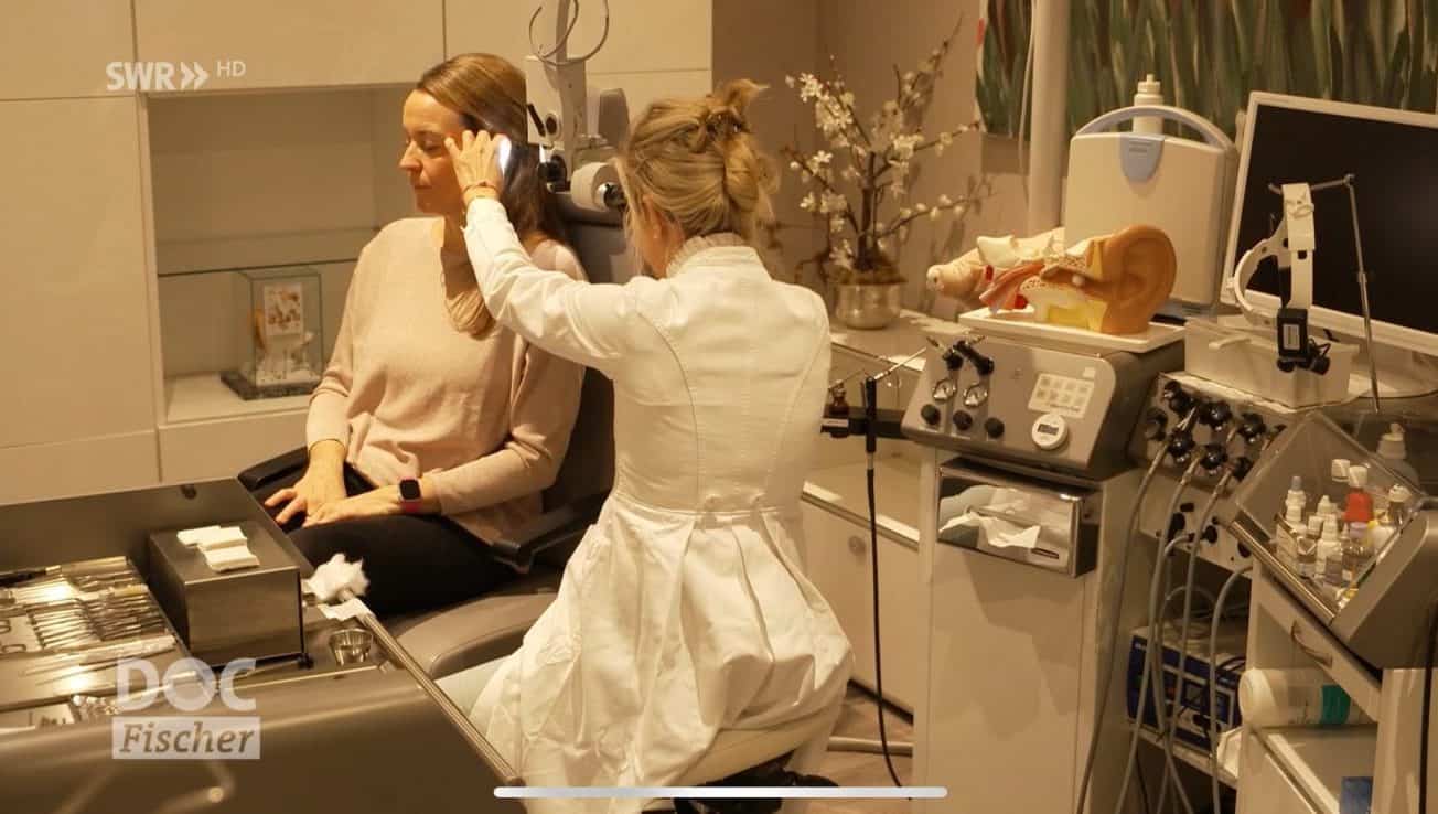 Ohrenreingung beim HNO-Arzt